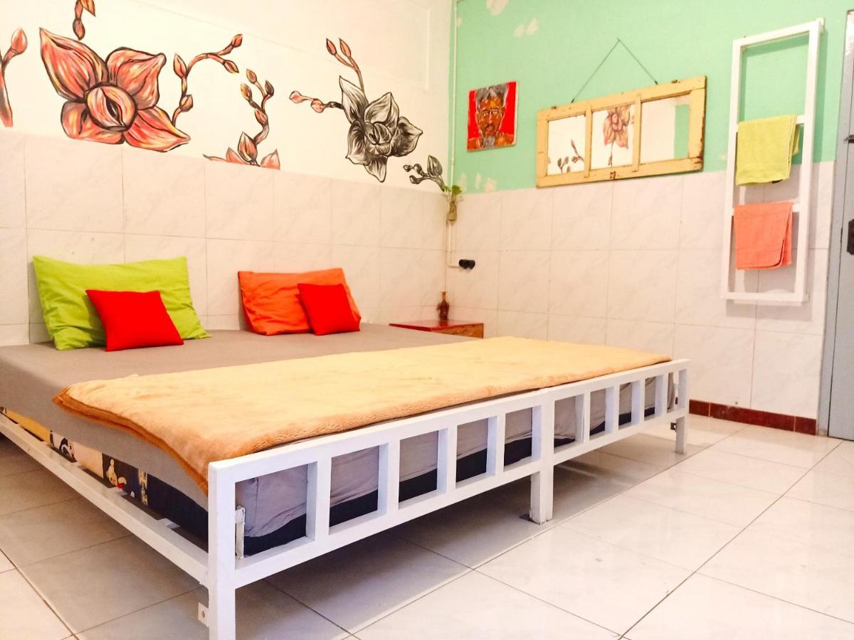 Deoplet Homestay & Gallery Yogyakarta Exterior foto
